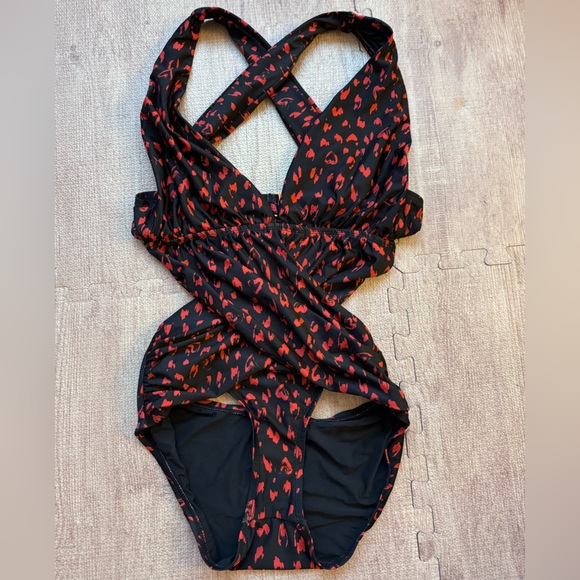 ModCloth Unique Twisty Swim One Piece - Picture 2 of 4